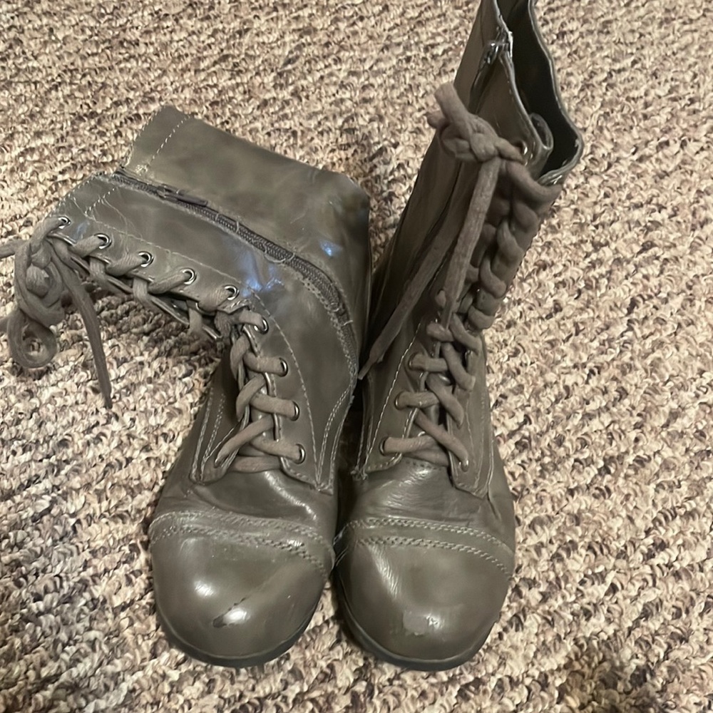 Gray brown lace up women’s boots